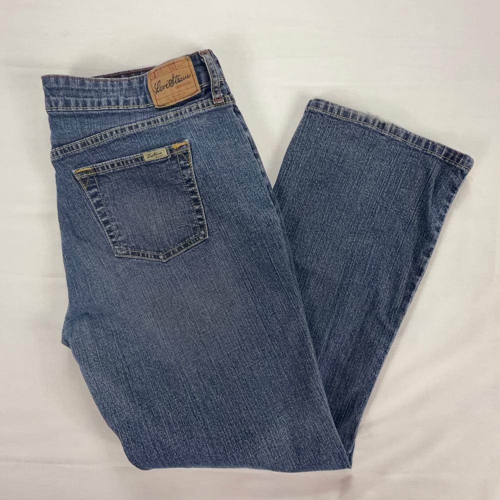 Levi‎ Strauss Signature Low Rise Bootcut Jeans Womens 12 Short Stretch Denim